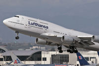D-ABVH @ LAX - Close-up of Lufthansa D-ABVH (FLT DLH457) departing LAX RWY 25R enroute to Frankfurt Main (EDDF), Germany.