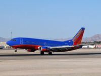 N678AA @ KLAS - Southwest Airlines / 1986 Boeing 737-3A4 - by Brad Campbell