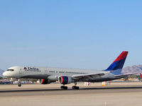 N624DL @ KLAS - Delta Airlines / Boeing 757-232
