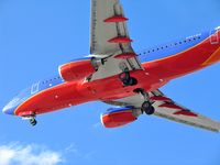 N227WN @ KLAS - Southwest Airlines / 2005 Boeing 737-7H4 - by Brad Campbell