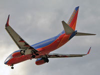 N472WN @ KLAS - Southwest Airlines / 2004 Boeing 737-7H4 - by SkyNevada