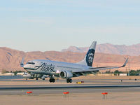 N607AS @ KLAS - Alaska Airlines / 1999 Boeing 737-790 - by Brad Campbell