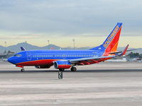 N712SW @ KLAS - Southwest Airlines / 1998 Boeing 737-7H4 - by SkyNevada
