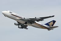 9V-SFE @ LAX - Singapore Airlines Cargo FLT SQC7985 departing LAX RWY 25L enroute to Anchorage, Alaska (PANC).