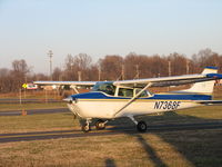 N7368F @ IPT - You can see the instructor in this pic. She's the owner too. It's too bad I didn't catch the pilot/student. Check out the nose wheel. Right on the center line. Future navy pilot for you. - by Sam Andrews
