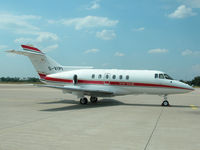 G-VIPI @ CGN - visitor - by Wolfgang Zilske