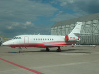 VP-CGM @ CGN - visitor - by Wolfgang Zilske