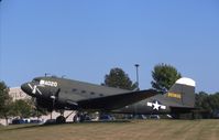 N7772 @ OSH - In front of the EAA Museum