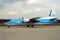 PH-LXP @ CGN - Flight from Amsterdam - by Wolfgang Zilske