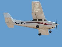 N577SP @ KLAS - R. H. Hammer Aviation Inc. / 2000 Cessna 172S - by SkyNevada - Brad Campbell