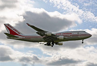 VT-EVB @ LHR - Boeing 747 437 - by Les Rickman