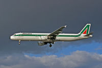 I-BIXV @ LHR - Airbus A321 112 - by Les Rickman