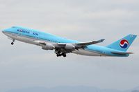HL7492 @ LAX - Korean Air HL7492 (747-4B5) -FLT KAL18 - departing LAX RWY 25R, trailing brake dust, enroute to Seoul, Korea (Incheon International Airport - RKSI).