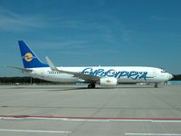 5B-DBU @ CGN - visitor - by Wolfgang Zilske