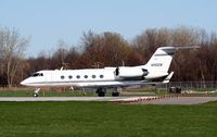 N1900W @ ROC - whirlpool's g-4 - by scott kerhaert