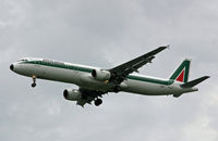 I-BIXP @ LHR - Airbus A321 112 - by Les Rickman