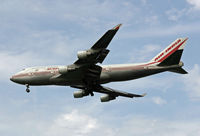 VT-AID @ LHR - Boeing 747 4B5 - by Les Rickman
