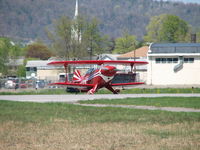 N113DW @ IPT - Cleared for take off.  Looking Right to line up - by Sam Andrews