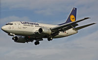 D-ABIS @ LHR - Boeing 737 530 - by Les Rickman