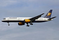 TF-FIH @ LHR - Boeing 757 208 - by Les Rickman