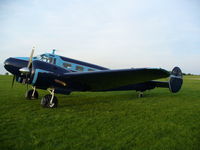 N8389H @ C77 - Beech C-45G