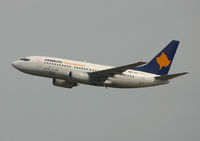 D-AHIF @ PMI - Hamburgs fines looking 737. - by Kevin Murphy