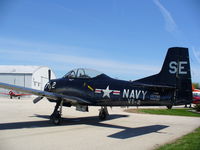 N9039Z @ KRFD - North American T-28B
