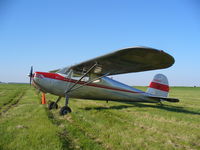 N3527V @ KRFD - Cessna 140