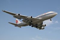 B-2467 @ LAX - Air China B-2467 (FLT CCA983) from Beijing Capital (ZBAA) on final approach to RWY 24R.