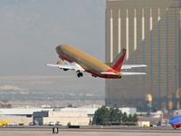 N335SW @ KLAS - Southwest Airlines / 1988 Boeing 737-3H4 - by Brad Campbell