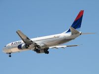 N3758Y @ KLAS - Delta Airlines / 2001 Boeing 737-832