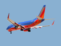 N227WN @ KLAS - Southwest Airlines / 2005 Boeing 737-7H4 - by Brad Campbell