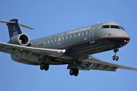 N915SW @ LAX - United Express (Skywest) N915SW (FLT SKW6505) from Metropolitan Oakland Int'l (KOAK) on final approach to RWY 24R.