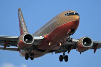 N748SW @ LAX - Southwest Airlines N748SW (FLT SWA1205) from Chicago Midway Int'l (KMDW) on final approach to RWY 24R.