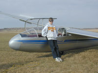 N2328 @ SYN - Blanik Glider - by Eric Bromschwig