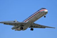 N979TW @ LAX - American Airlines N979TW (FLT AAL2246) from San Francisco Int'l (KSFO) on final approach to RWY 24R. - by Dean Heald