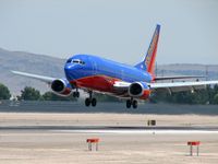 N399WN @ KLAS - Southwest Airlines / 1995 Boeing 737-3H4 - by SkyNevada - Brad Campbell