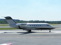 N204JK @ KPDK - Taxing to 2R - by Michael Martin