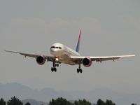 N682DA @ KLAS - Delta Airlines / 1993 Boeing 757-232