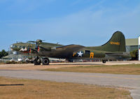 G-BEDF @ BOH - Boeing B-17G-105-VE (124485) - by Les Rickman