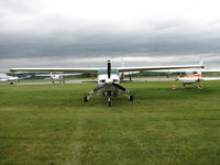 N6499N @ FDK - This aircraft flew up to FDK from the Atlanta area.  Aircraft report says its coowned by a couple of guys in Dallas, TX.  That's a lot of flying.  Well, if you're gonna do a lot flying this is the plane to do it in.  Beautiful T210N - by Sam Andrews