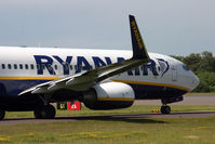 EI-DAP @ BOH - RYANAIR 737-800 - by barry quince
