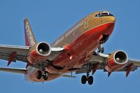 N774SW @ LAS - Southwest Airlines N774SW in brilliant evening light, on final approach to RWY 25L.