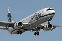 N319AS @ LAX - Alaska Airlines N319AS (FLT ASA291) from Licenciado Gustavo Diaz Ordaz Int'l (MMPR) on final approach to RWY 24R.