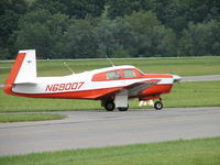N69007 @ FDK - Headin' for parking - by Sam Andrews