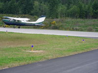 N2194Q @ PWT - Taking off 01