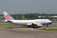 B-18207 @ AMS - CHINA AIRLINES 747