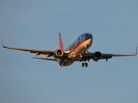 N804SY @ KLAS - Sun Country / 2001 Boeing 737-8Q8 - by SkyNevada - Brad Campbell
