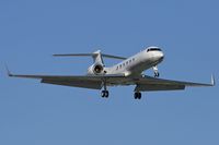 N2N @ LAX - 1999 Gulfstream G-V N2N on final approach to RWY 24R.