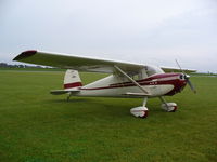 N5669C @ C77 - Biplane Cessna 140A